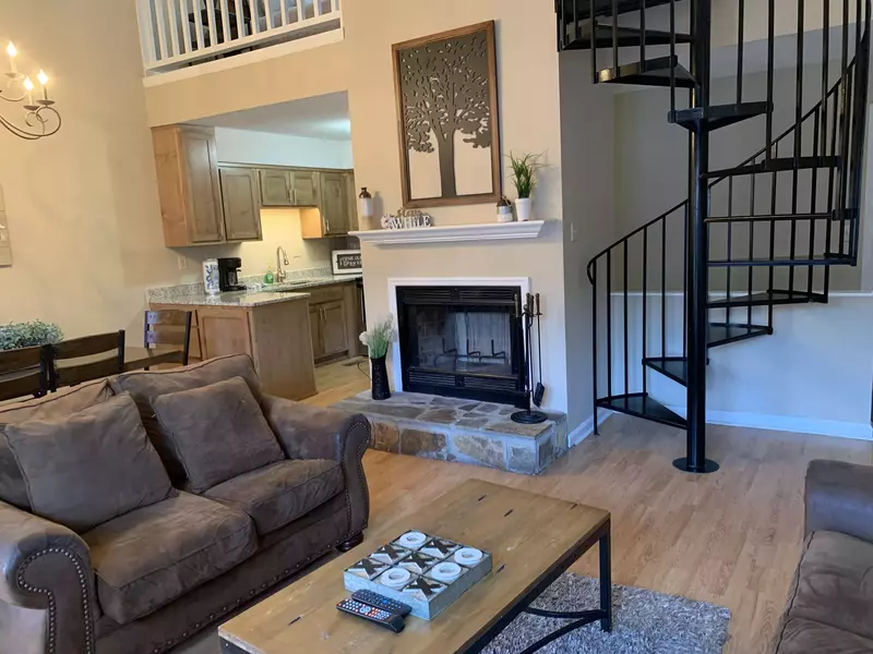 downtown Gatlinburg condo