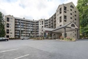 Olde Gatlinburg condos in downtown tn